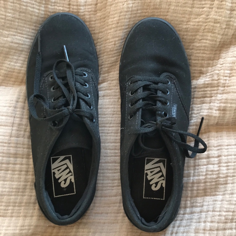 NWOT black vans